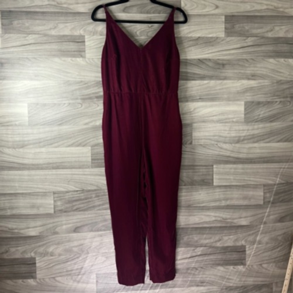 Banana Republic Womens Jumpsuit‎ Red Pockets Double V Neck Sleeveless Long 0 New